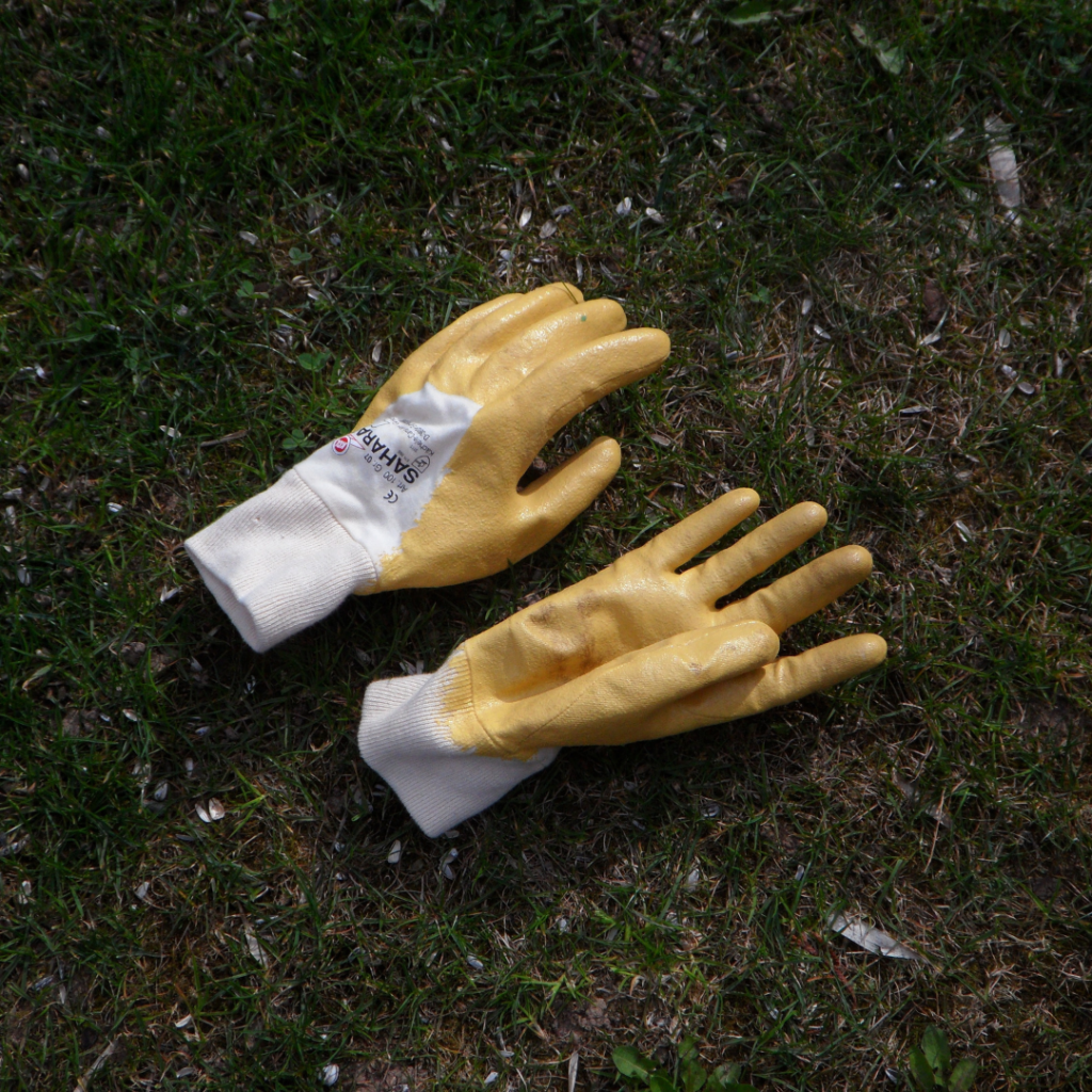 garden gloves